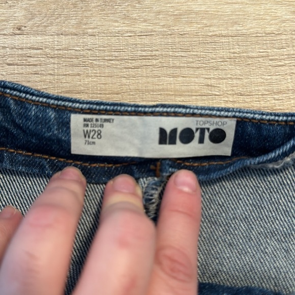 TopShop Denim Button Down Flap Pocket Jean Mini Skirt Size 28 - Picture 6 of 7